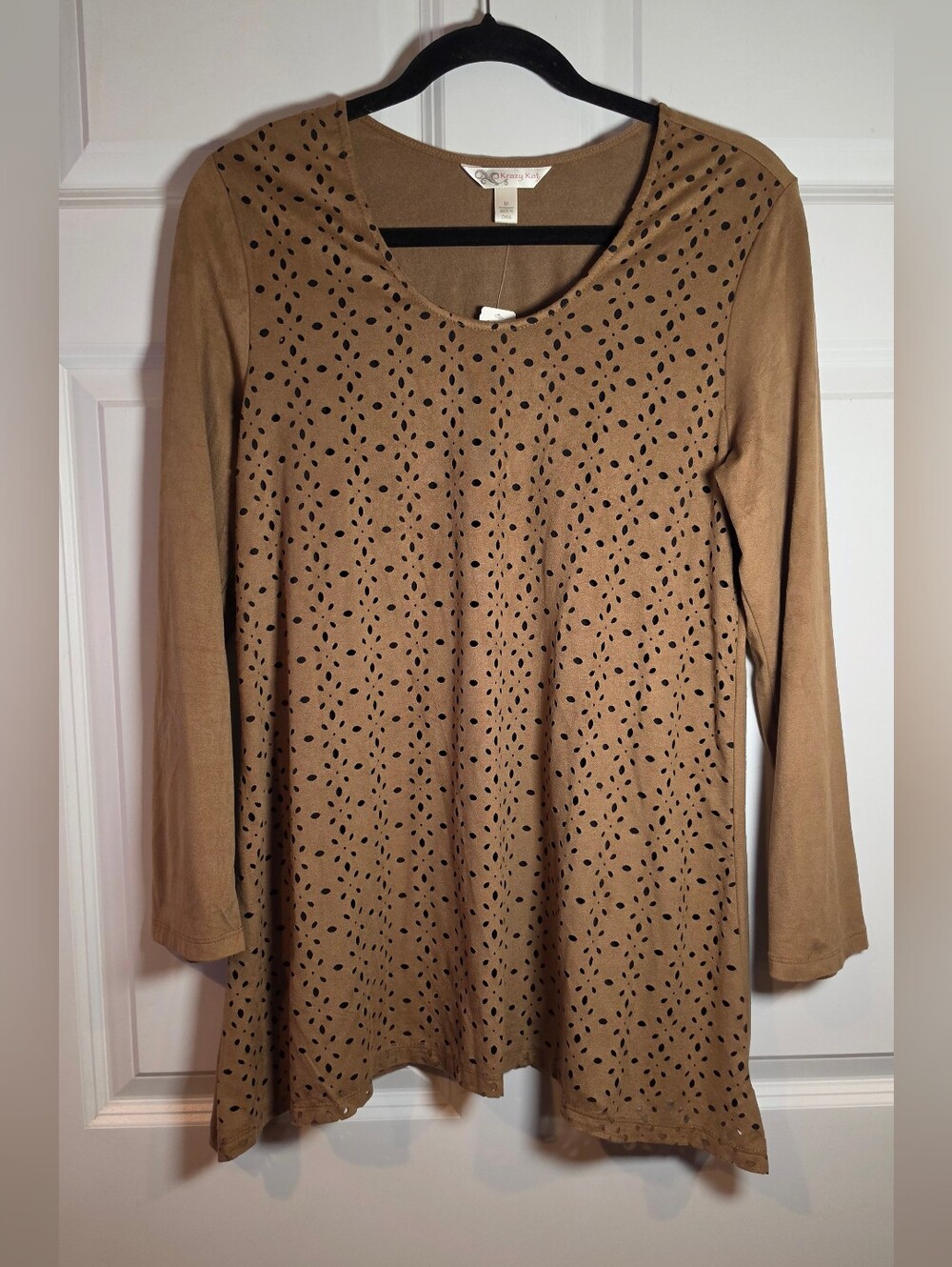 NWT Krazy Kat Tan Laser-Cut Long Sleeve Tunic Top M